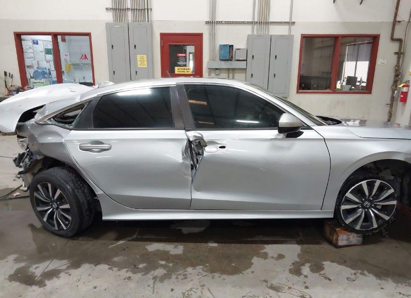 Photo 14 of 2022 Honda Civic EX (VIN 2HGFE1F72NH321872)