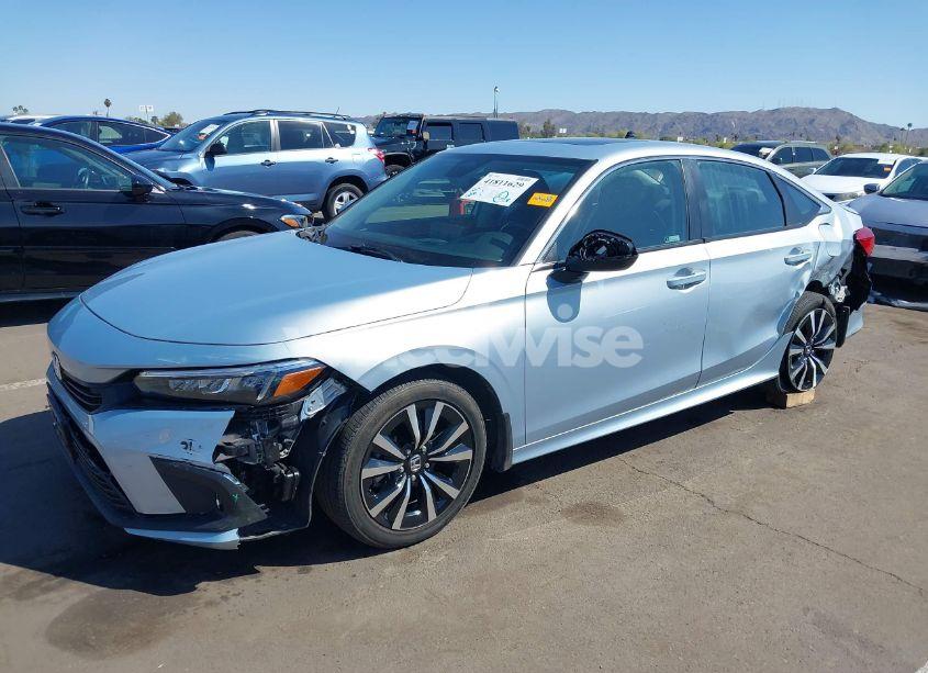 Photo 2 of 2022 Honda Civic EX (VIN 2HGFE1F72NH322133)