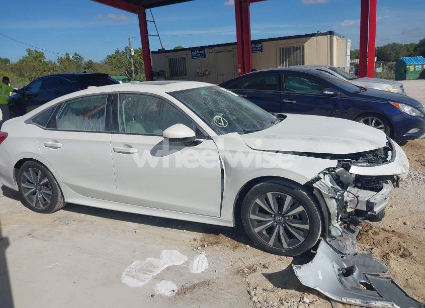 Photo 13 of 2022 Honda Civic EX (VIN 2HGFE1F72NH323363)