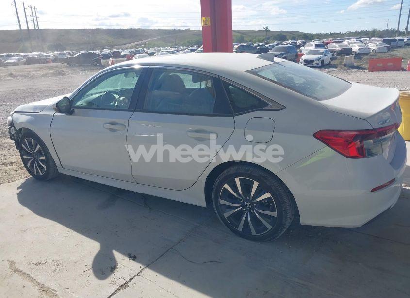 Photo 14 of 2022 Honda Civic EX (VIN 2HGFE1F72NH323363)