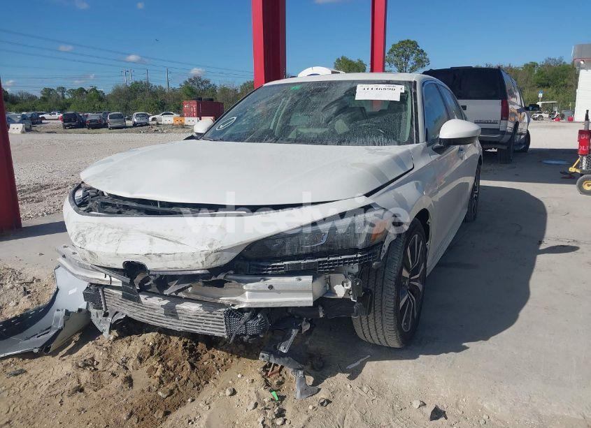 Photo 2 of 2022 Honda Civic EX (VIN 2HGFE1F72NH323363)