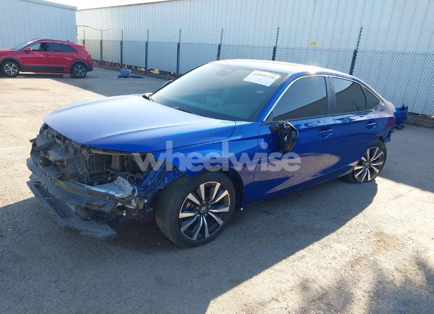 Photo 2 of 2022 Honda Civic EX (VIN 2HGFE1F72NH325145)