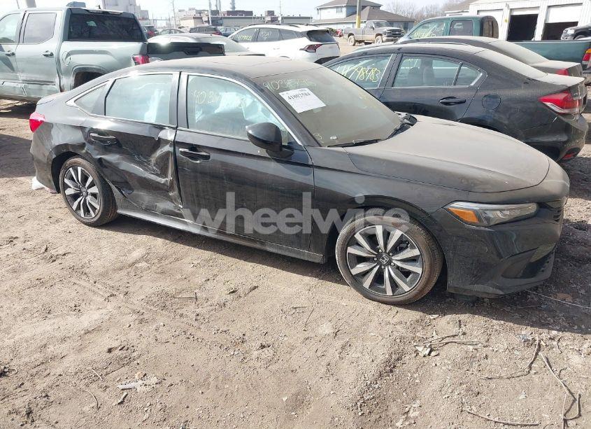 2024 Honda Civic EX (VIN 2HGFE1F72RH302079) main photo