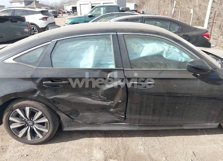 Photo 12 of 2024 Honda Civic EX (VIN 2HGFE1F72RH302079)