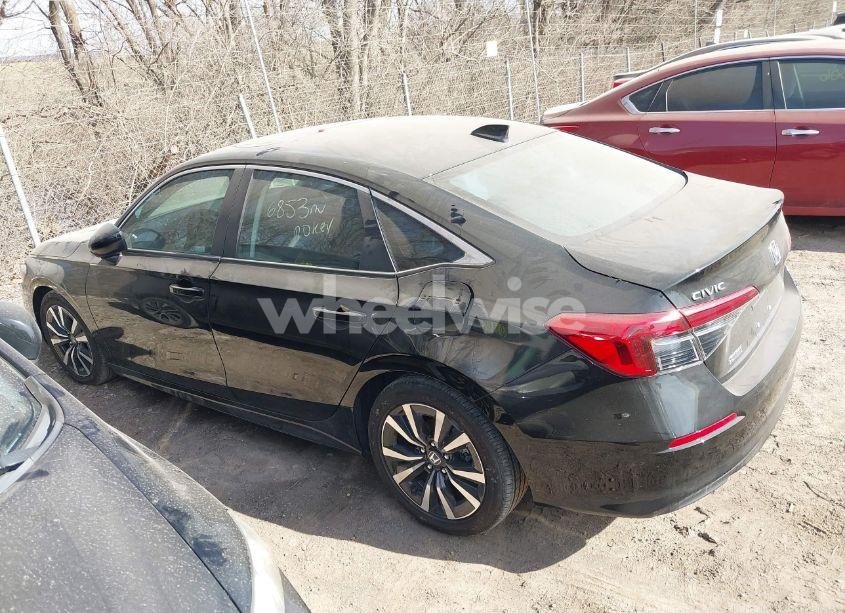 Photo 3 of 2024 Honda Civic EX (VIN 2HGFE1F72RH302079)