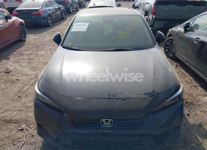 Photo 6 of 2024 Honda Civic EX (VIN 2HGFE1F72RH302079)