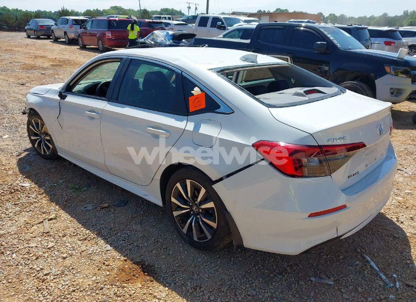 Photo 3 of 2024 Honda Civic EX (VIN 2HGFE1F72RH315477)