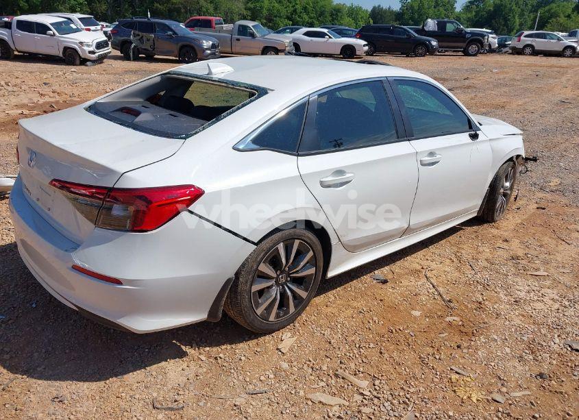 Photo 4 of 2024 Honda Civic EX (VIN 2HGFE1F72RH315477)