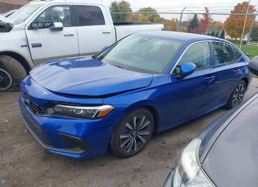 Photo 2 of 2024 Honda Civic EX (VIN 2HGFE1F72RH338578)