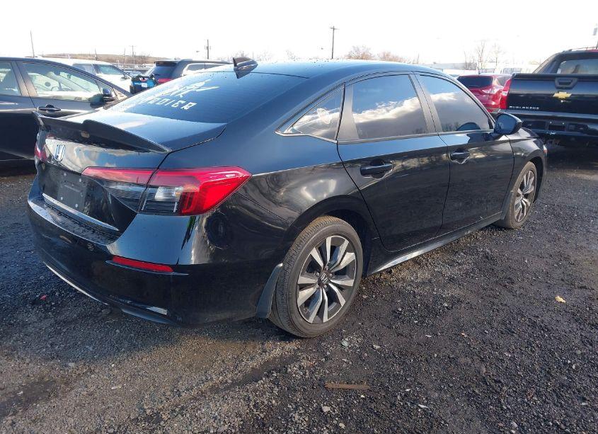 Photo 4 of 2022 Honda Civic EX (VIN 2HGFE1F73NH326434)