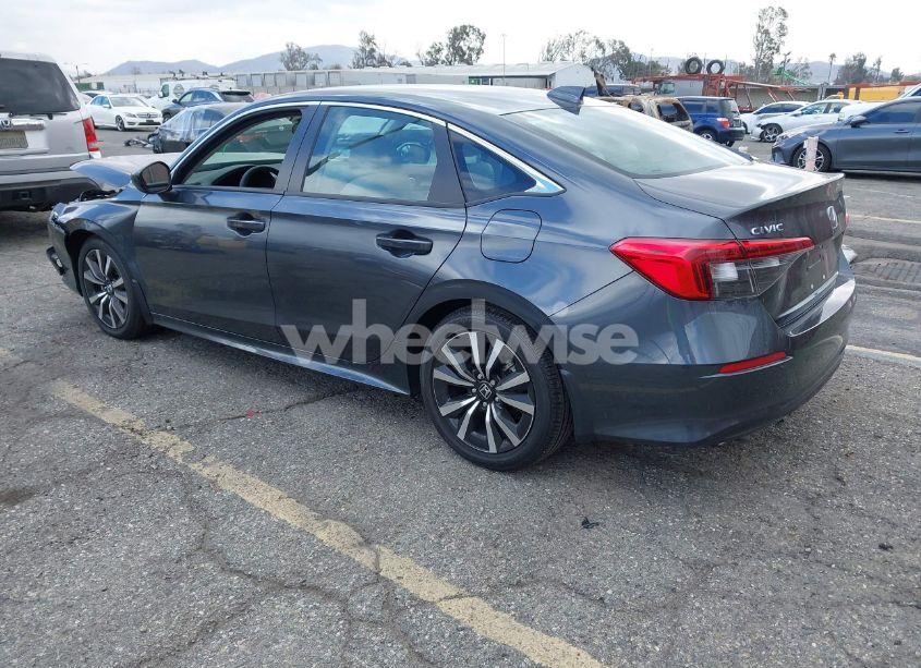 Photo 3 of 2024 Honda Civic EX (VIN 2HGFE1F73RH309008)