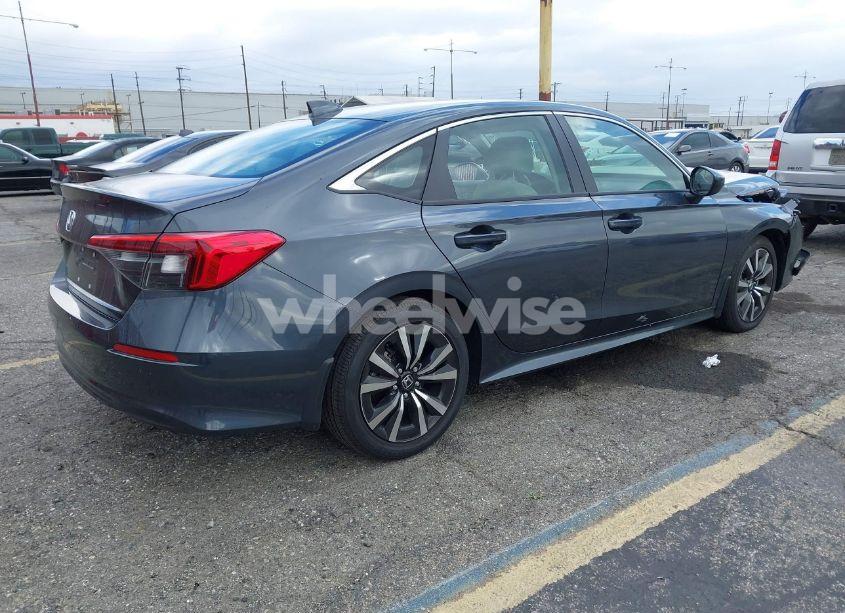 Photo 4 of 2024 Honda Civic EX (VIN 2HGFE1F73RH309008)