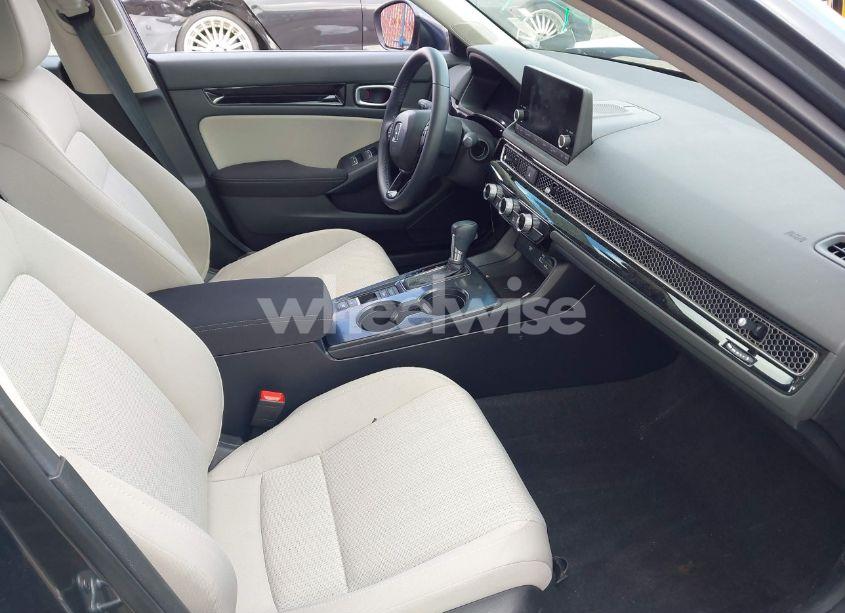 Photo 5 of 2024 Honda Civic EX (VIN 2HGFE1F73RH309008)