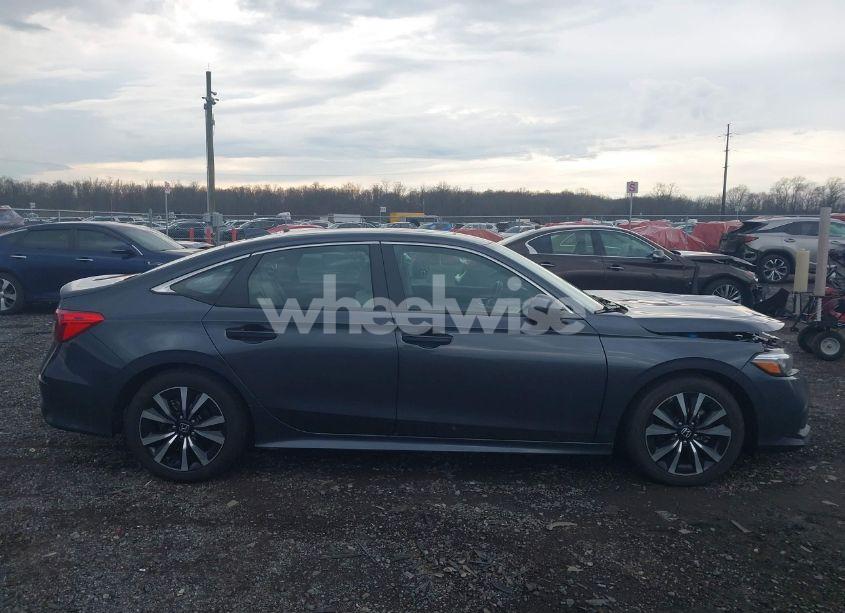 Photo 13 of 2024 Honda Civic EX (VIN 2HGFE1F73RH333065)