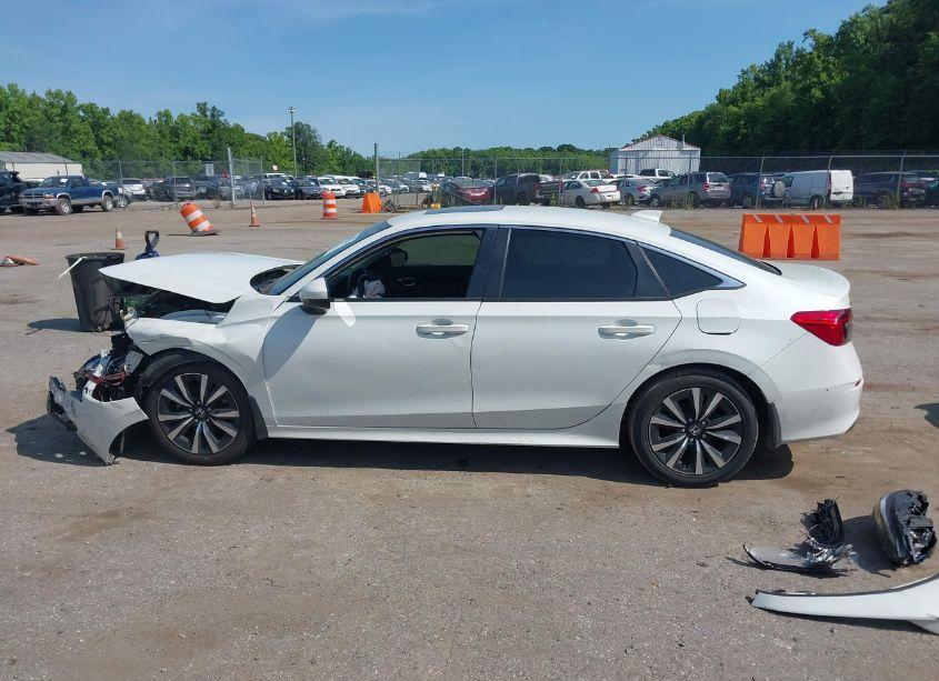 Photo 15 of 2022 Honda Civic EX (VIN 2HGFE1F74NH313353)