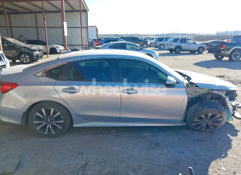 Photo 14 of 2022 Honda Civic EX (VIN 2HGFE1F74NH314079)