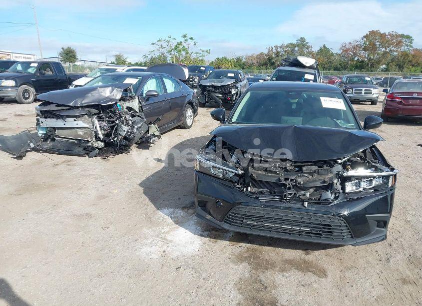 Photo 13 of 2022 Honda Civic EX (VIN 2HGFE1F74NH319427)