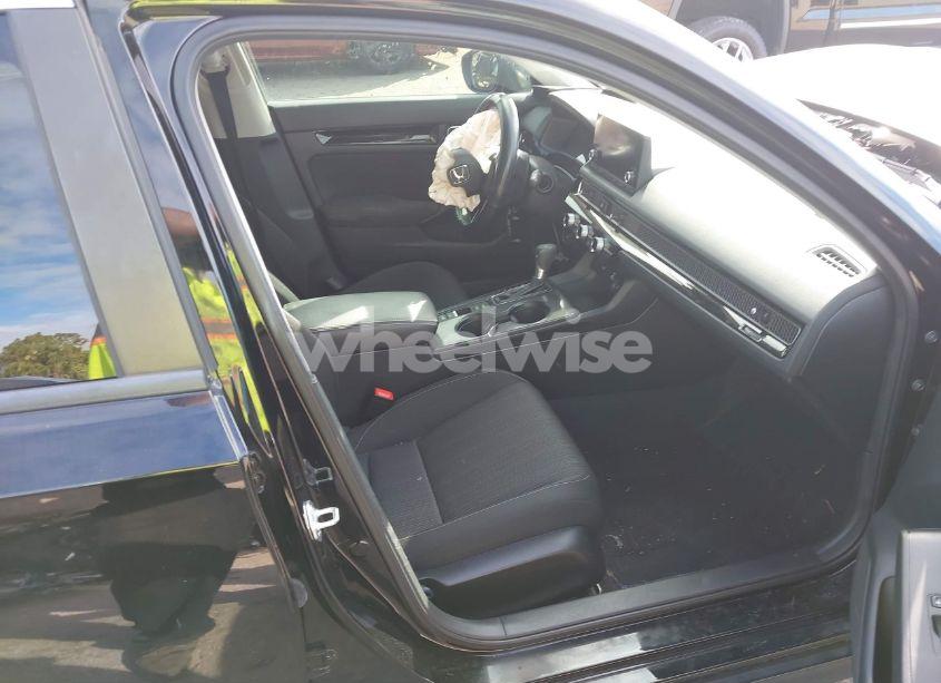 Photo 5 of 2022 Honda Civic EX (VIN 2HGFE1F74NH319427)