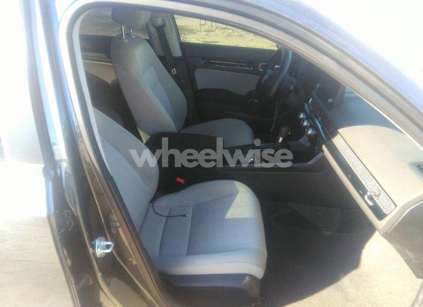 Photo 5 of 2023 Honda Civic EX /EX W/O BSI (VIN 2HGFE1F75PH319522)