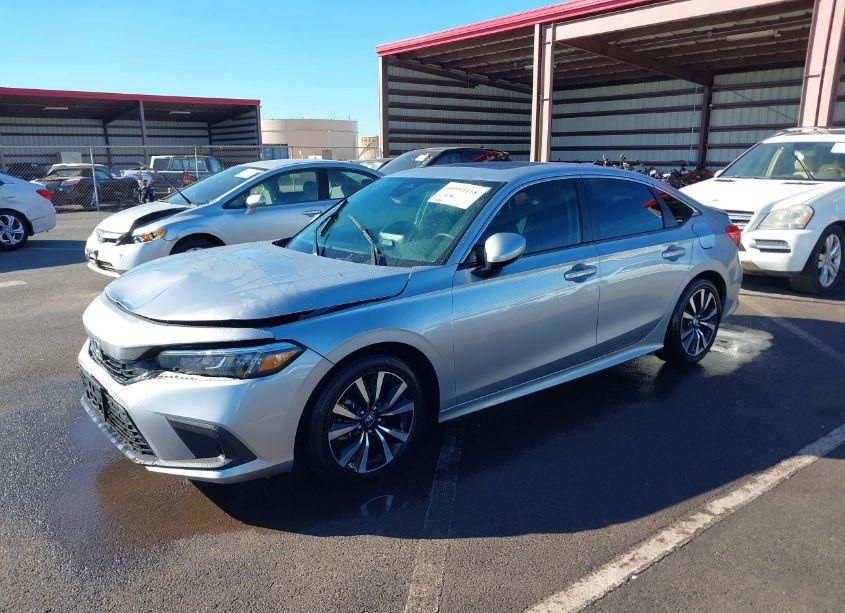 Photo 2 of 2024 Honda Civic EX (VIN 2HGFE1F76RH300576)