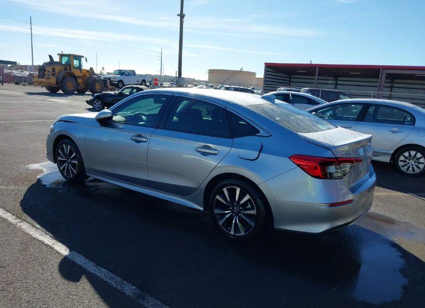 Photo 3 of 2024 Honda Civic EX (VIN 2HGFE1F76RH300576)