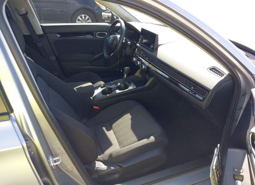 Photo 5 of 2024 Honda Civic EX (VIN 2HGFE1F76RH300576)