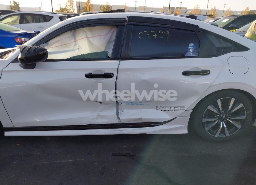 Photo 6 of 2024 Honda Civic EX (VIN 2HGFE1F76RH302280)