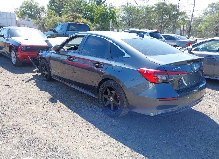 Photo 3 of 2022 Honda Civic EX (VIN 2HGFE1F77NH305490)