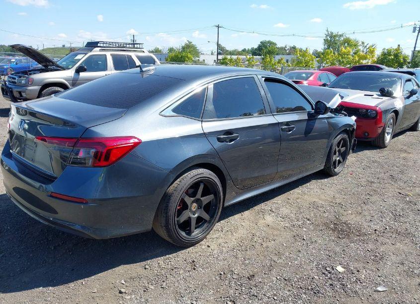 Photo 4 of 2022 Honda Civic EX (VIN 2HGFE1F77NH305490)