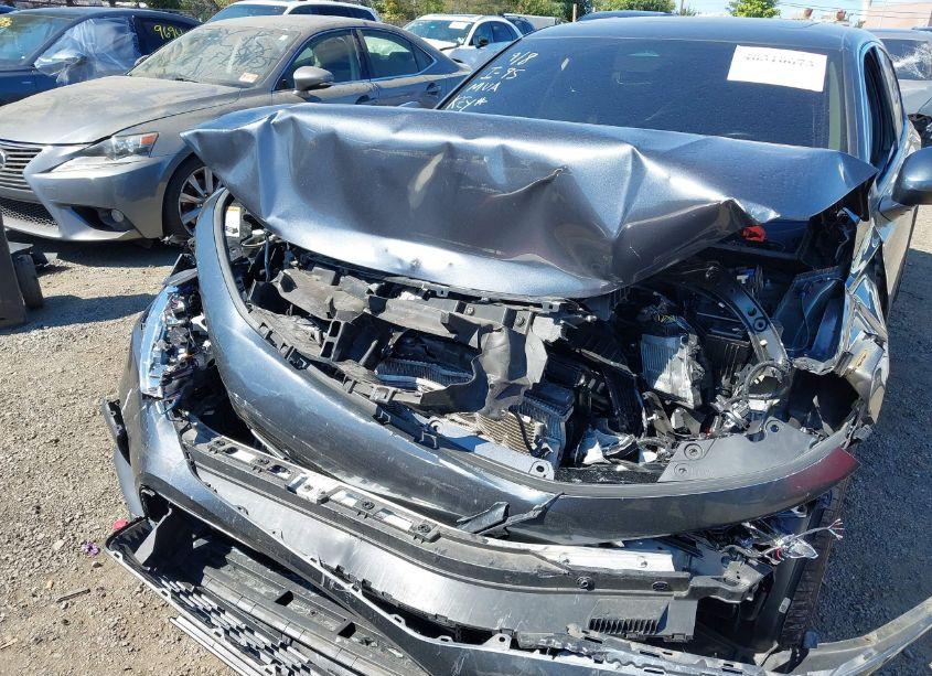 Photo 6 of 2022 Honda Civic EX (VIN 2HGFE1F77NH305490)