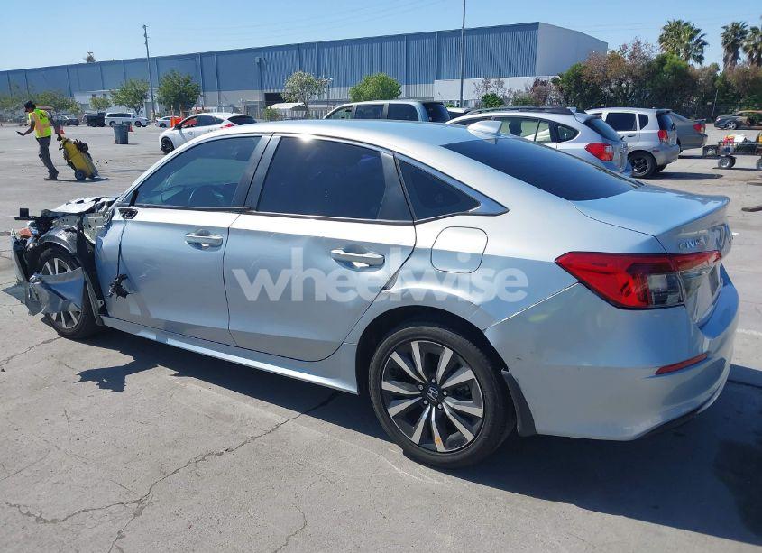 Photo 3 of 2022 Honda Civic EX (VIN 2HGFE1F77NH309152)