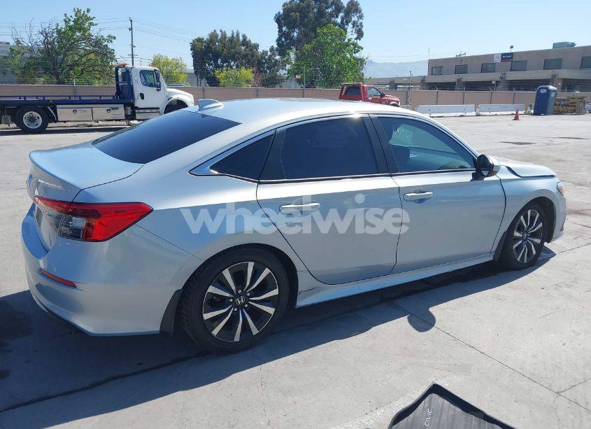 Photo 4 of 2022 Honda Civic EX (VIN 2HGFE1F77NH309152)