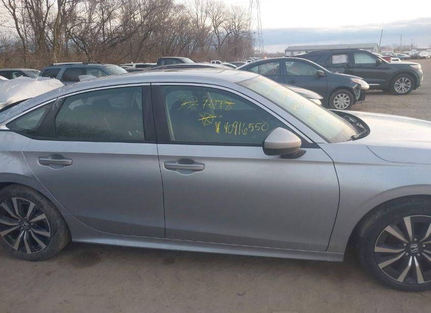 Photo 13 of 2022 Honda Civic EX (VIN 2HGFE1F77NH327098)