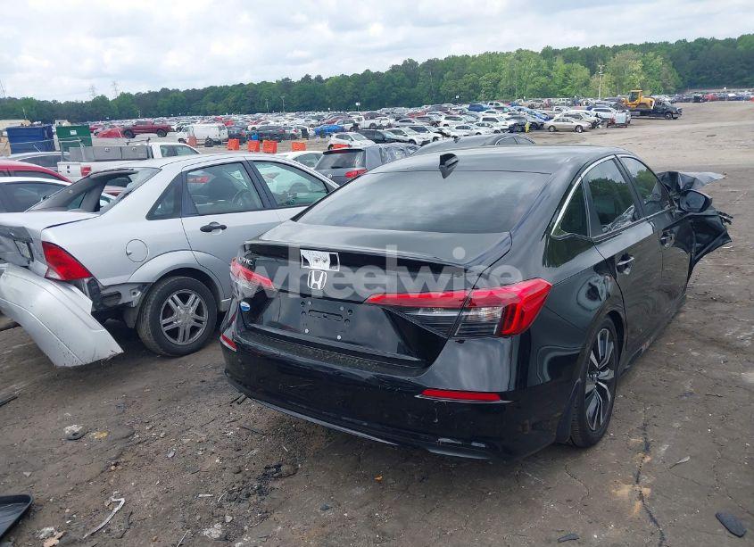 Photo 4 of 2024 Honda Civic EX (VIN 2HGFE1F77RH338897)