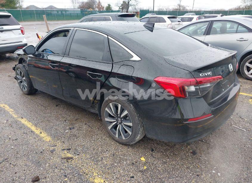 Photo 3 of 2024 Honda Civic EX (VIN 2HGFE1F77RH339242)
