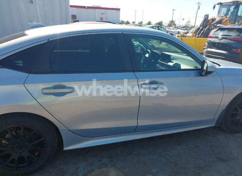 Photo 13 of 2022 Honda Civic EX (VIN 2HGFE1F78NH312500)