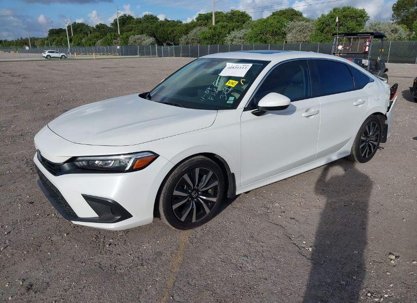 Photo 2 of 2022 Honda Civic EX (VIN 2HGFE1F78NH323299)