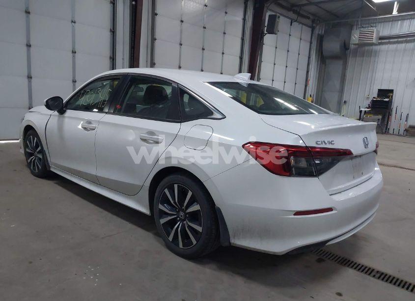 Photo 3 of 2022 Honda Civic EX (VIN 2HGFE1F78NH323948)