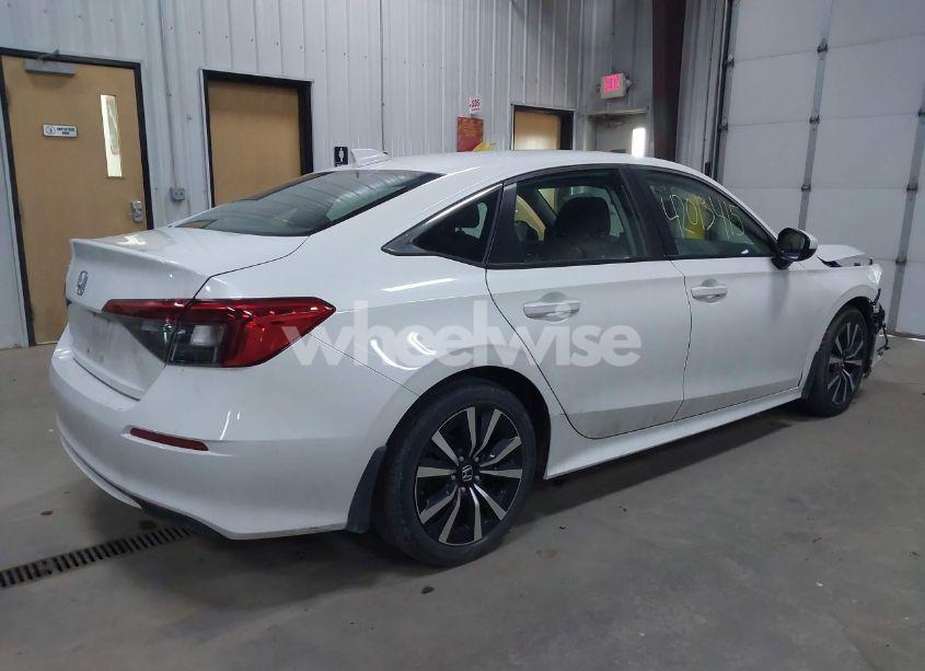 Photo 4 of 2022 Honda Civic EX (VIN 2HGFE1F78NH323948)