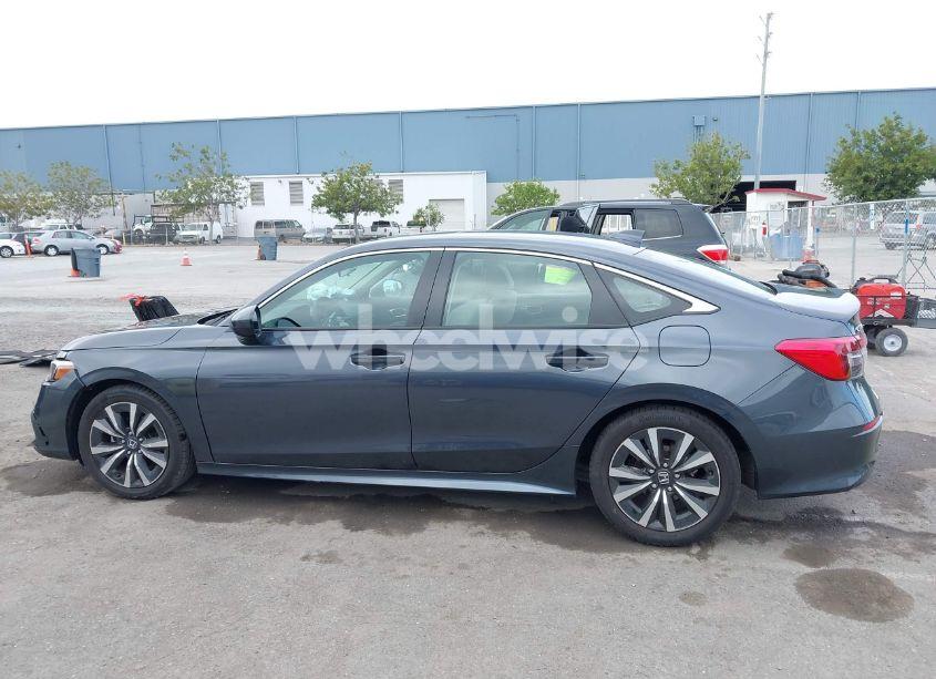 Photo 14 of 2024 Honda Civic EX (VIN 2HGFE1F78RH303771)