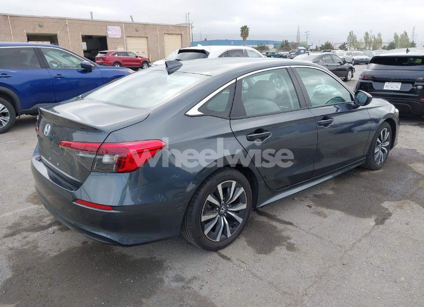 Photo 4 of 2024 Honda Civic EX (VIN 2HGFE1F78RH303771)