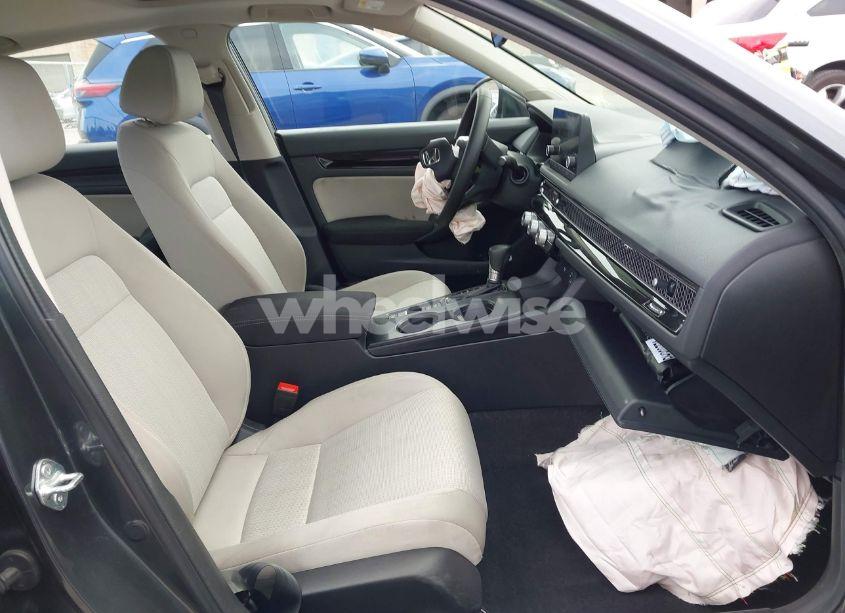 Photo 5 of 2024 Honda Civic EX (VIN 2HGFE1F78RH303771)