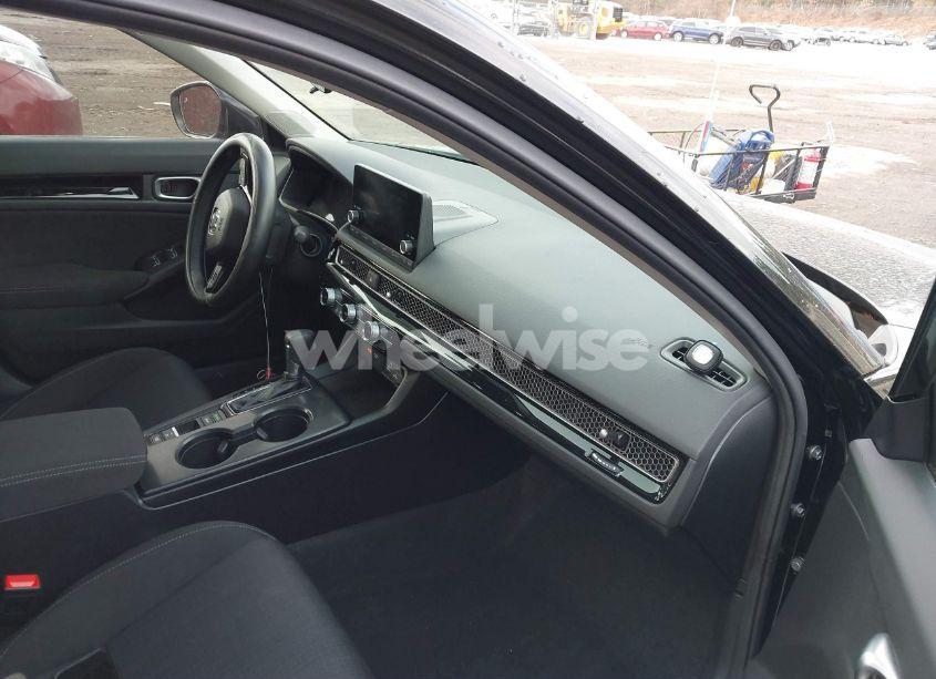 Photo 5 of 2024 Honda Civic EX (VIN 2HGFE1F78RH314074)