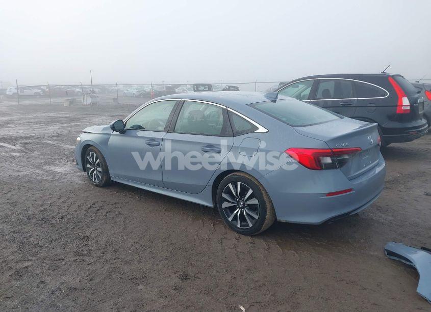 Photo 3 of 2024 Honda Civic EX (VIN 2HGFE1F78RH320862)