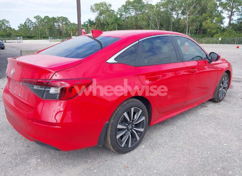 Photo 4 of 2024 Honda Civic EX (VIN 2HGFE1F78RH340139)