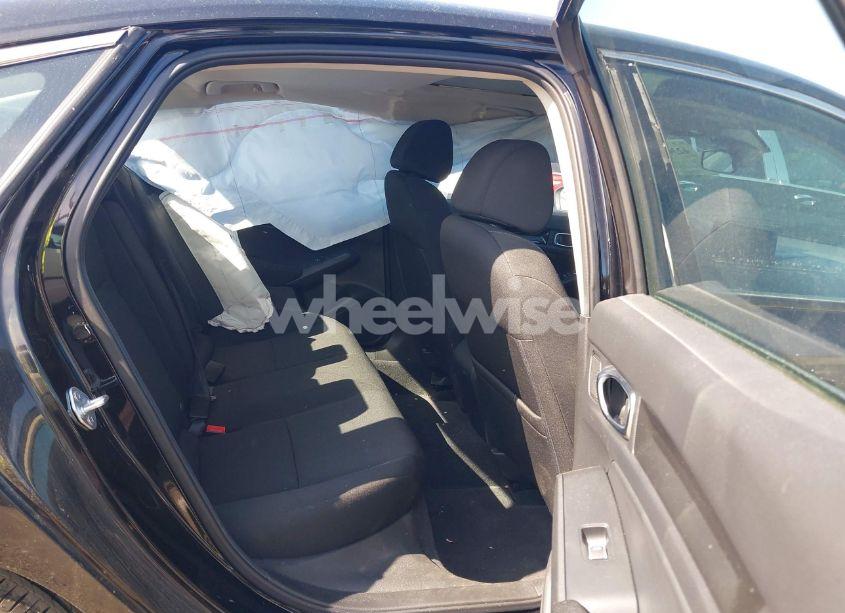 Photo 8 of 2022 Honda Civic EX (VIN 2HGFE1F79NH326437)