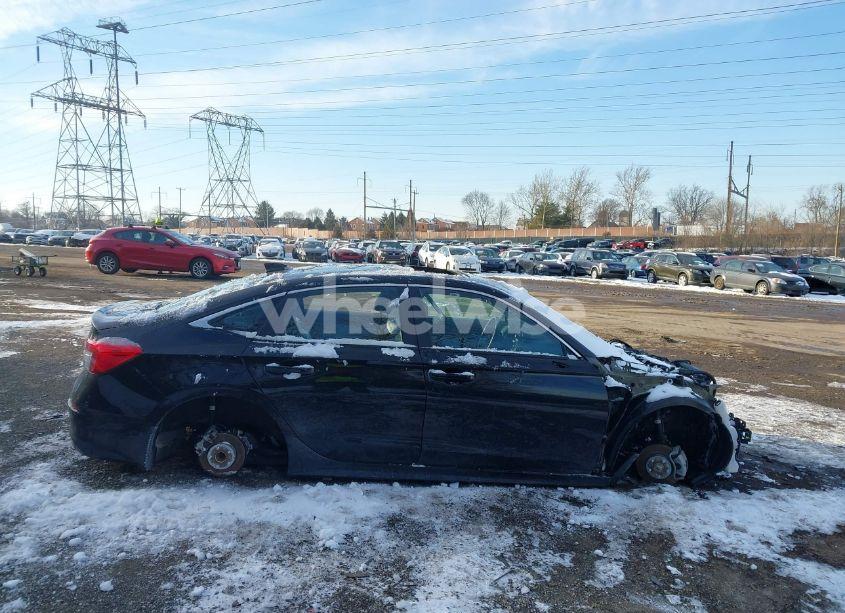 Photo 13 of 2024 Honda Civic EX (VIN 2HGFE1F79RH322118)