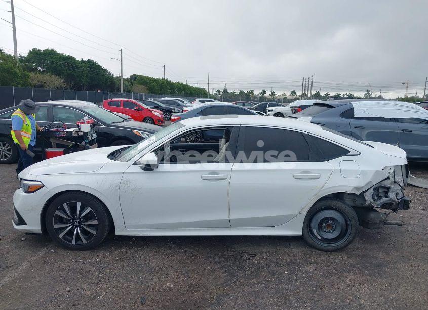 Photo 14 of 2022 Honda Civic EX (VIN 2HGFE1F7XNH323403)