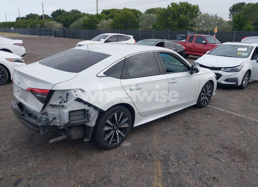 Photo 4 of 2022 Honda Civic EX (VIN 2HGFE1F7XNH323403)