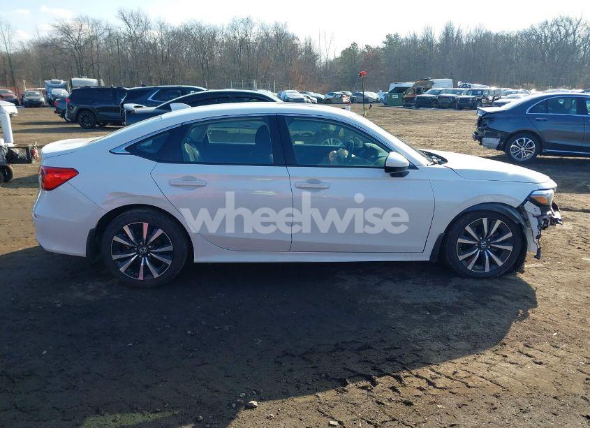 Photo 13 of 2024 Honda Civic EX (VIN 2HGFE1F7XRH325058)